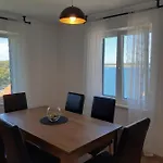 Apartman Jasa *