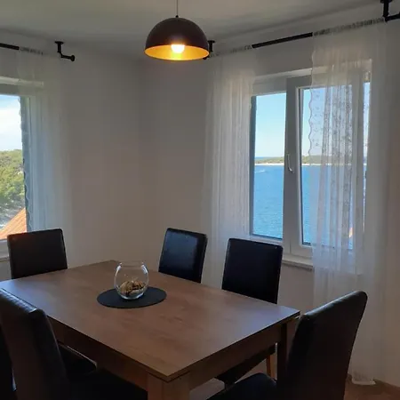 Apartment Jasa *